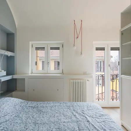 Luce - Your Windows On The Corso Di Porta Vigentina Milan
