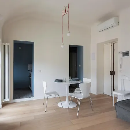 Apartment Luce - Your Windows On The Corso Di Porta Vigentina Mailand